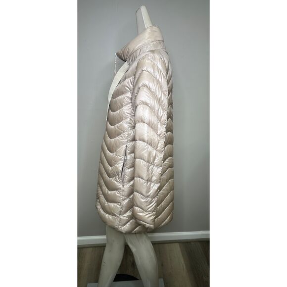 Herno Quilted Coat in Chantilly IT 38/ US 2 $855 - Picture 9 of 14